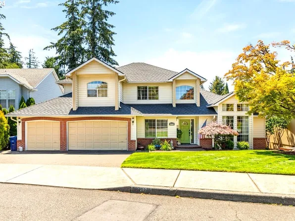 12712 SE Ott St, Clackamas, OR 97015