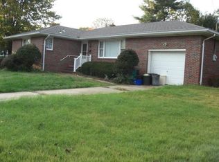 7 Elmwood Dr, Milltown, NJ 08850