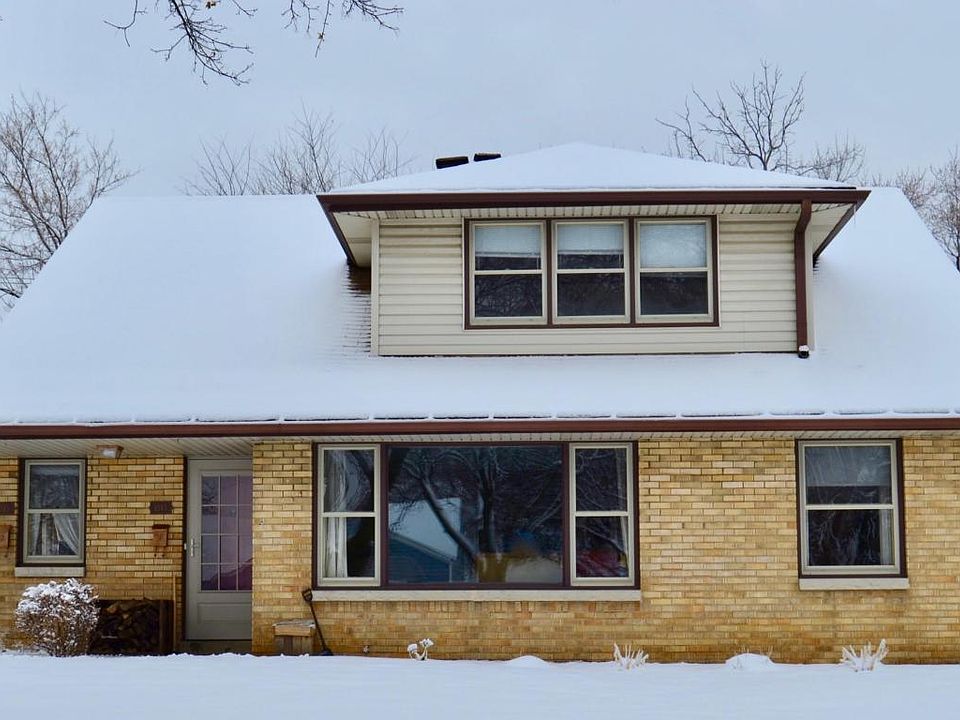 2nd image of 1343 S 95th St