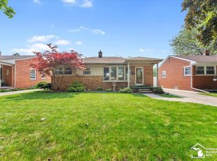 8691 Louise Ave, Allen Park, MI 48101