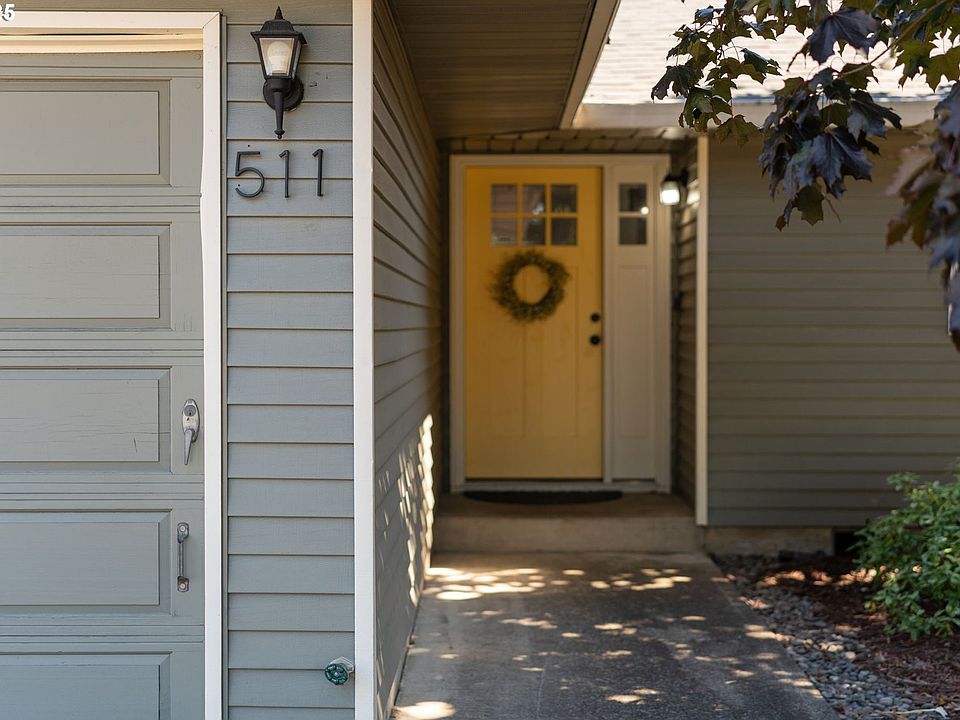 1st image of 511 NE 1st Ave