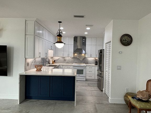 3rd image of 333 N Atlantic Ave APT 333