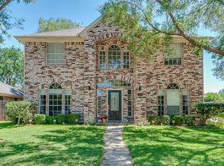 1901 Desota St, Friendswood, TX 77546