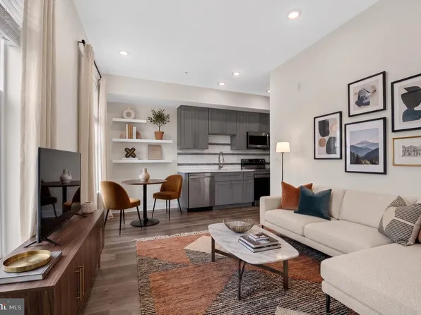 6601 Ridge Ave #C, Philadelphia, PA 19128