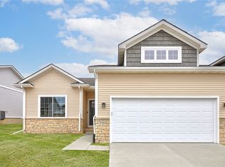 9361 Verdi Ln, West Des Moines, IA 50266