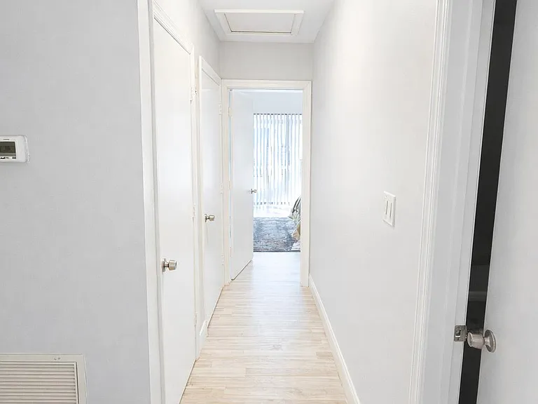 11596 NW 45th St #4 — Photo 11