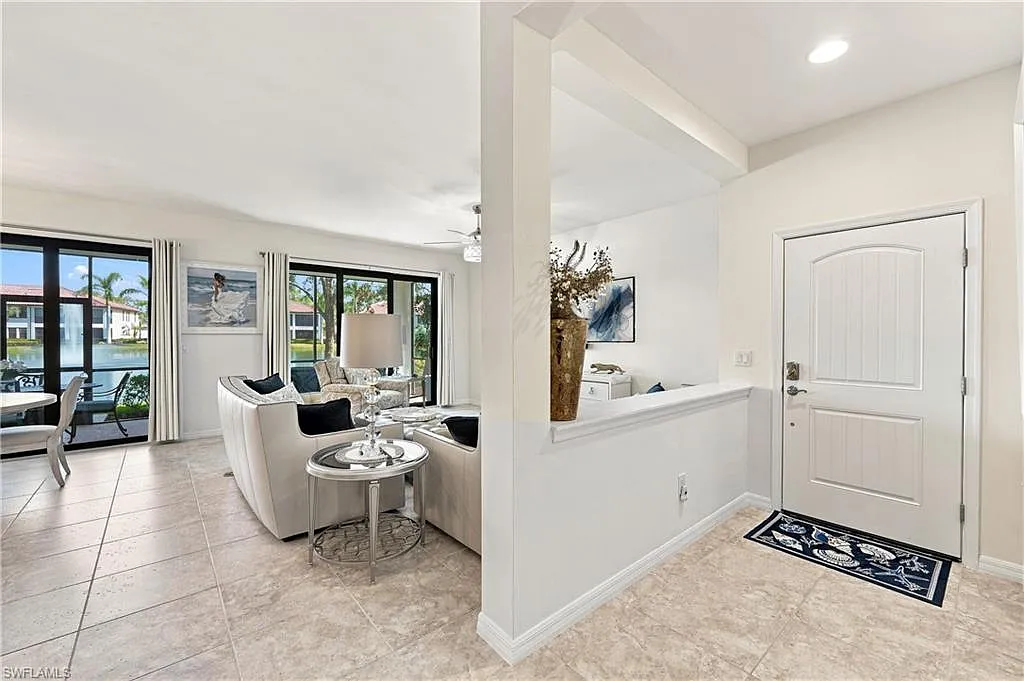 3 bed, 2.0 bath, 1571 sqft, $3,500 — Photo 4