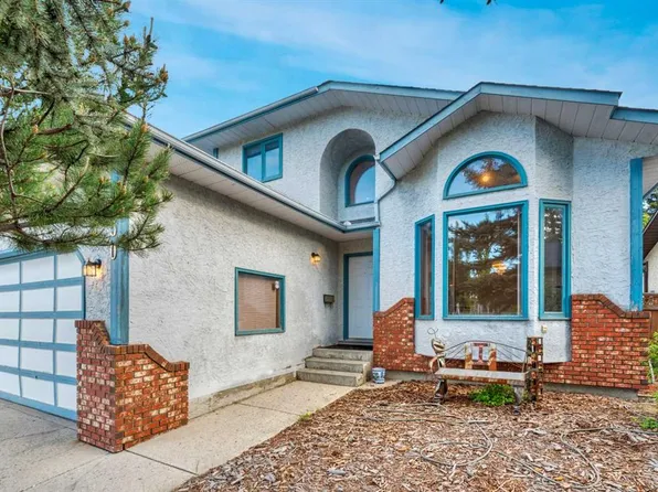 350 NE Edgepark Way NW, Calgary, AB T3A 4P5