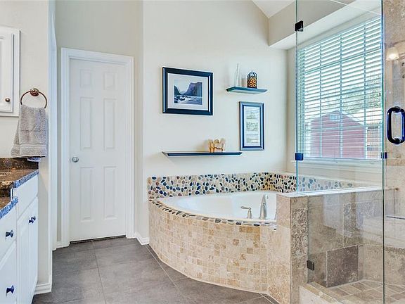 4th image of 1253 Longhorn Dr