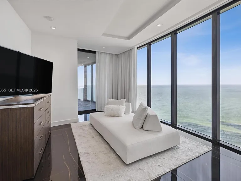 18555 Collins Ave #2601 — Photo 12