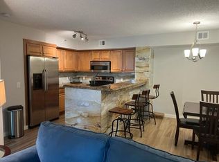 160 Yacht Club Way APT 206, Hypoluxo, FL 33462
