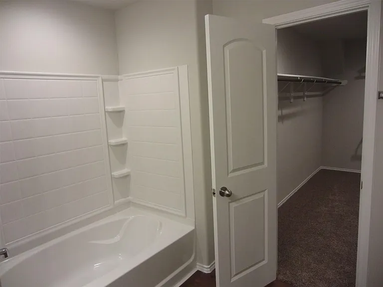 5522 Mesquite Oaks Trl — Photo 18