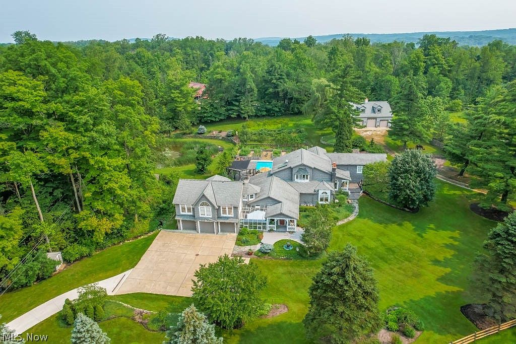 12157 Sperry Rd, Chesterland, OH 44026 Zillow