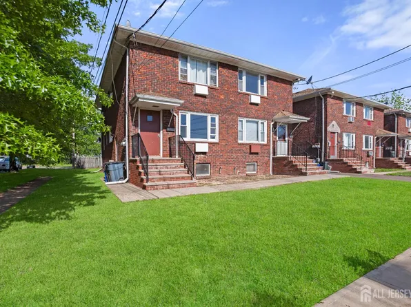 11 Pekola Ter, Carteret, NJ 07008