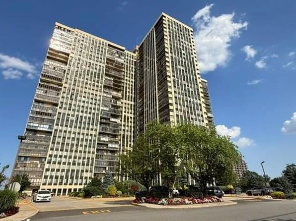 200 Winston Dr APT 2818, Cliffside Park, NJ 07010