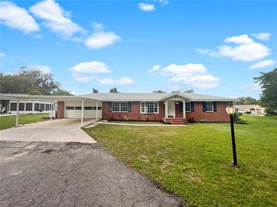 10 W Bay St, Yalaha, FL, 34797
