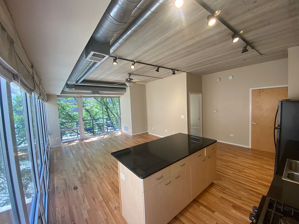 1st image of 1430 S Michigan Ave APT 305