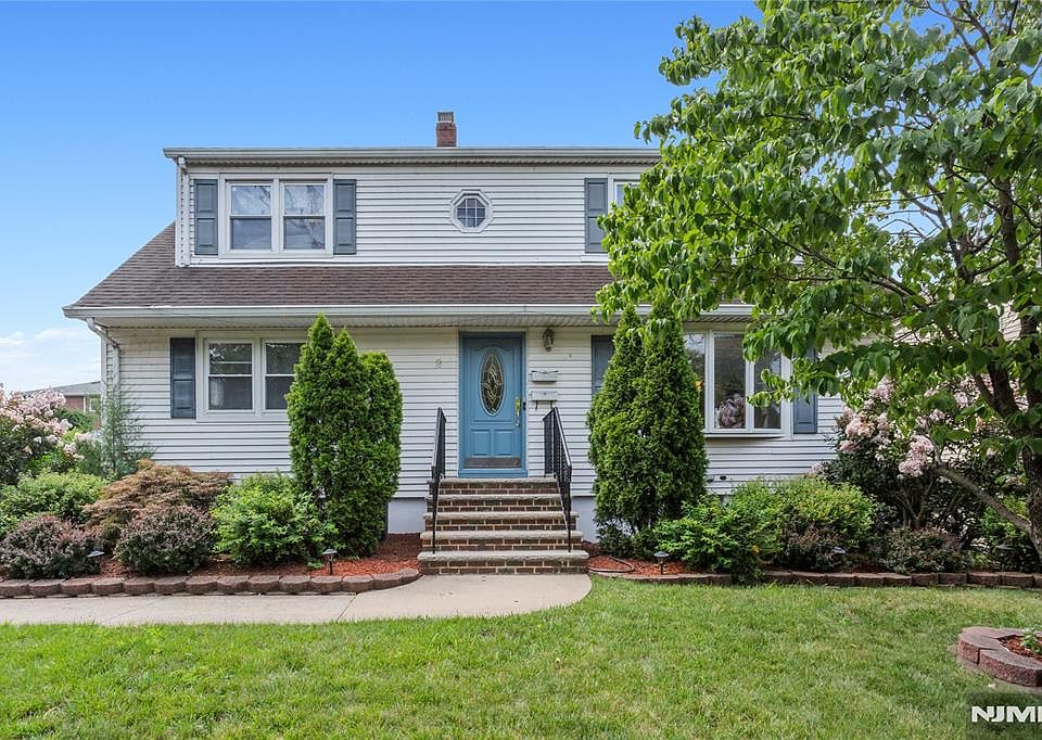 1st image of 2 Martha Ave