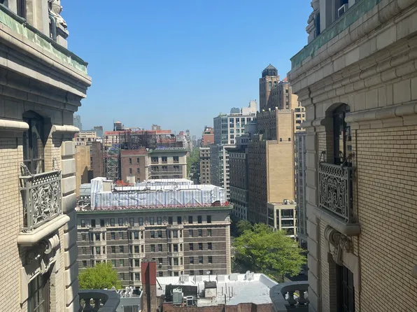 2109 Broadway APT 14142, New York, NY 10023