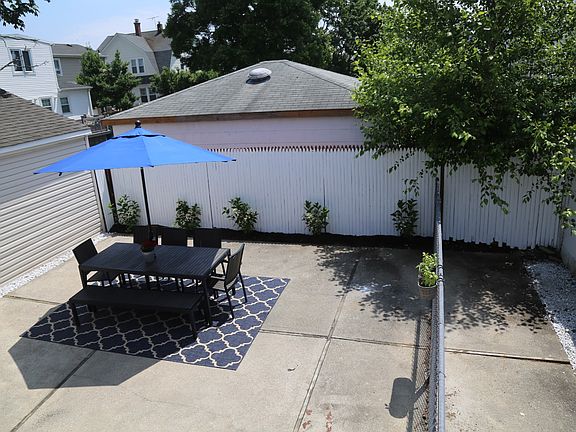 4th image of 120 Lawson Ave