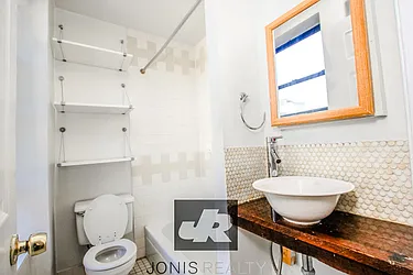 Rented by Jonis Realty