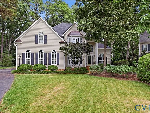 2nd image of 12400 Chadsworth Pl