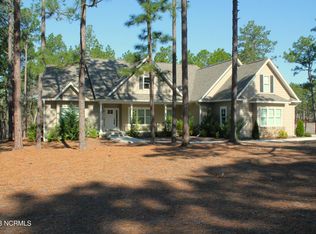118 Fawnwood Dr, West End, NC 27376