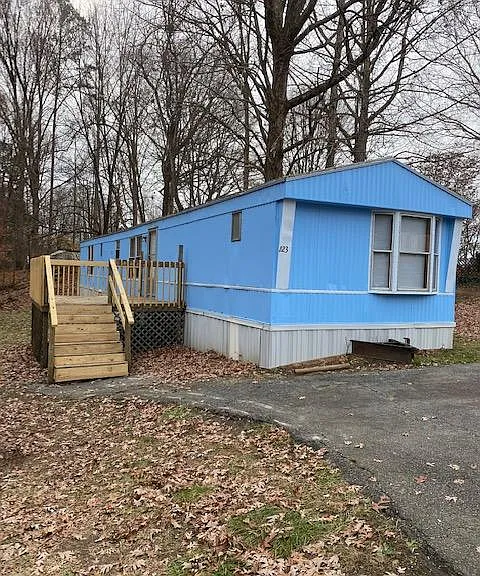 123 Crystal Ct — Photo 9