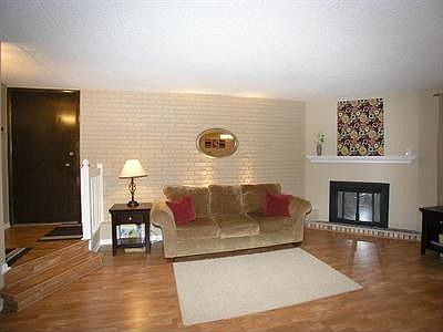 4th image of 65 Pier Dr