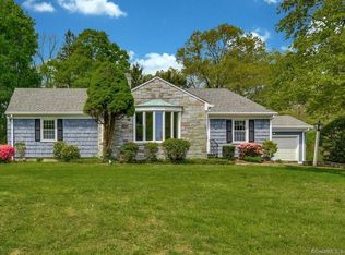 130 River Valley Rd, Stratford, CT 06614