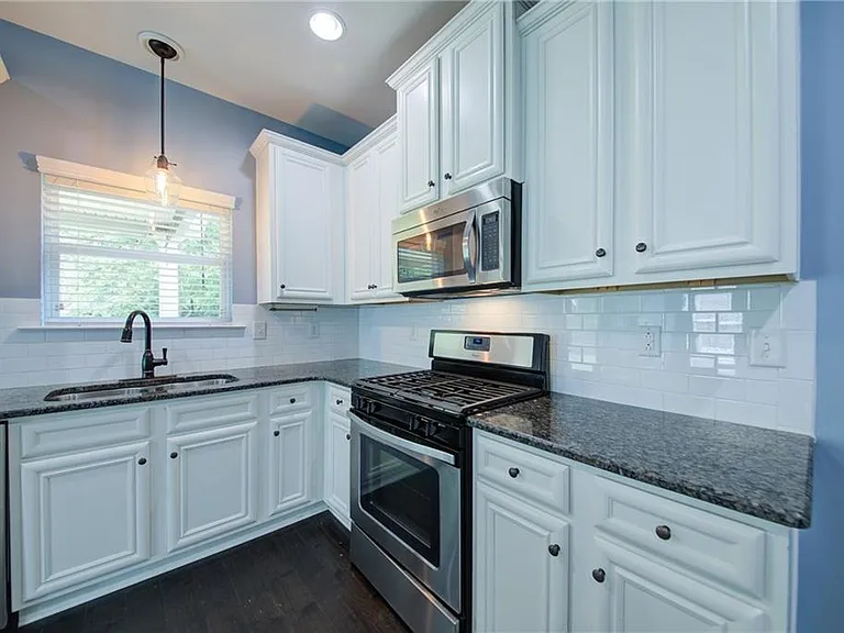 5595 Banner Blvd — Photo 11