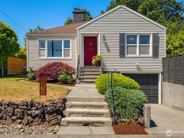 7751 Dibble Avenue NW, Seattle, WA 98117