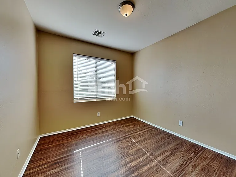3708 S 100th Gln — Photo 18
