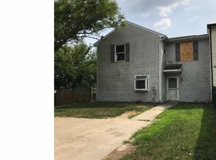 27 Yorkshire Rd, Sicklerville, NJ 08081