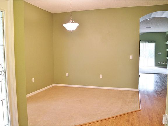 4th image of 2925 Plantain Dr