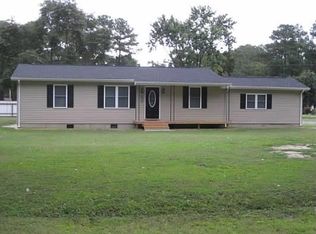 2093 Sarahs Creek Woods Rd, Hayes, VA 23072
