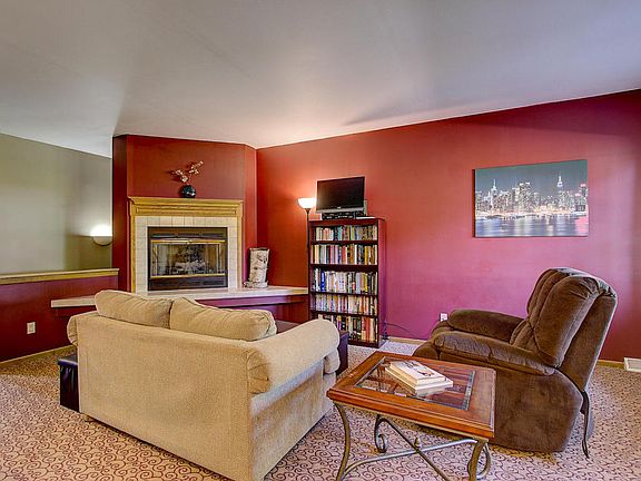 3rd image of 3608 W Rawson Ave #3608
