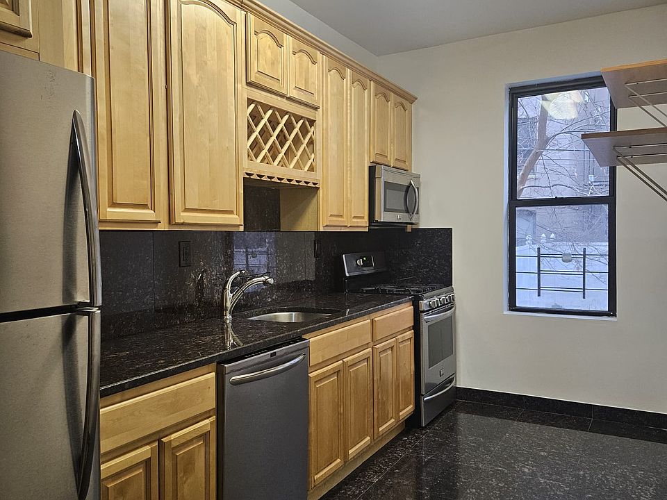 1st image of 28-38 35th St #1