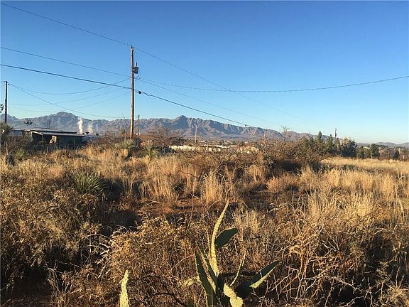 2nd image of 560 Paloma Dr