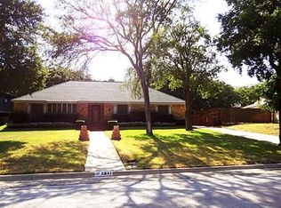 2837 Winterhaven Dr, Hurst, TX 76054