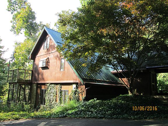 House, deck & screened porch