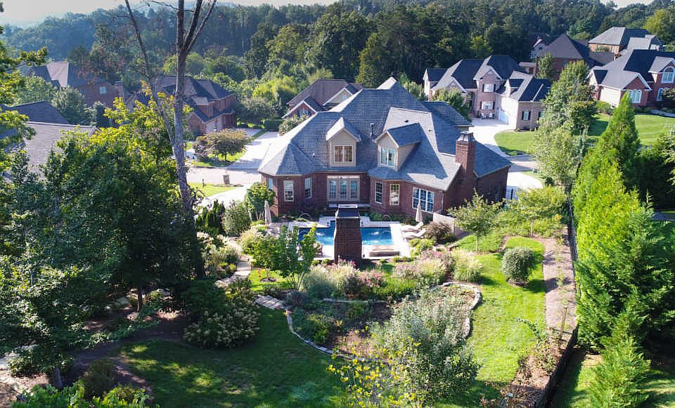 1st image of 10063 Fox Cove Rd