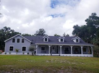 555 Hale Rd, Geneva, FL 32732