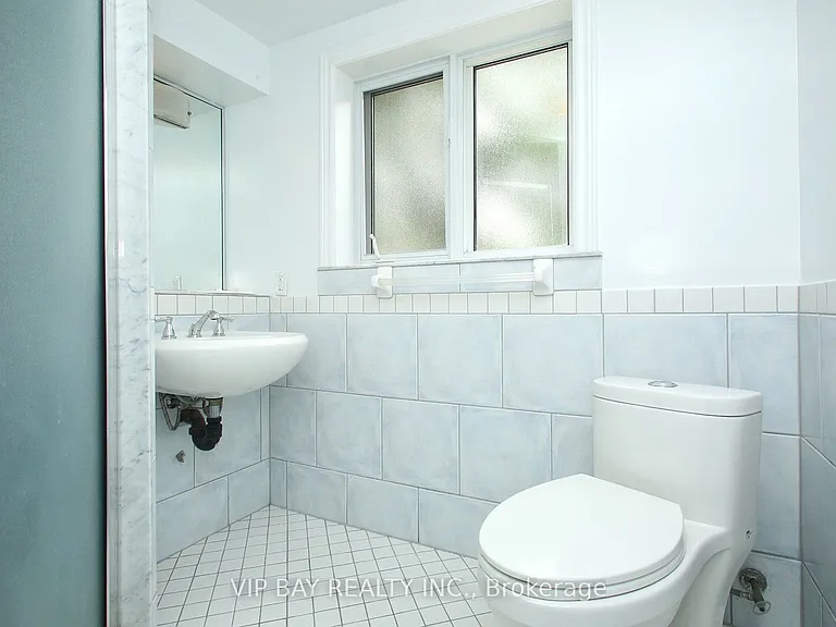 148 Betty Ann Dr — Photo 6