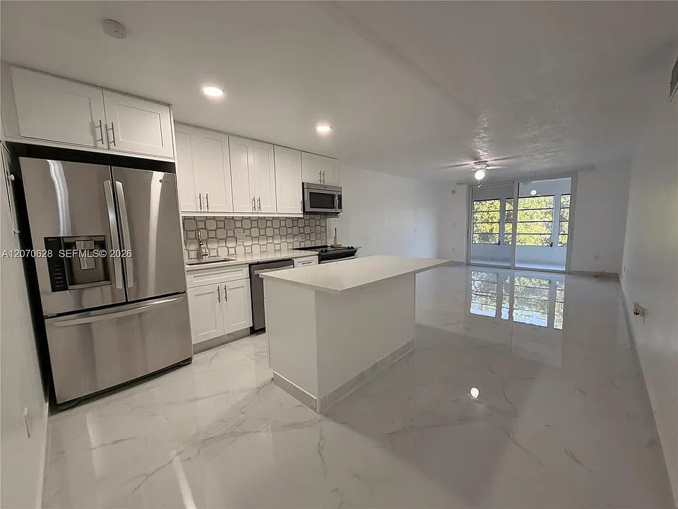 7000 NW 17th St #320