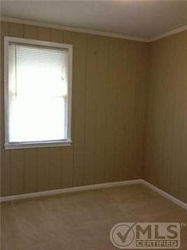 3rd image of 540 Norton Ave