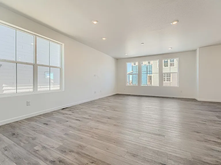 24491 E Atlantic Dr — Photo 6