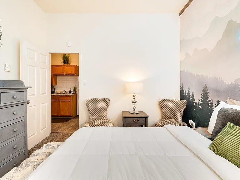 612 W Market St #1 — Photo 21
