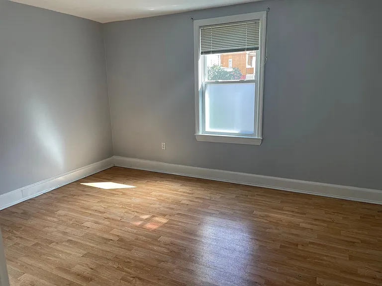 10 Hillside Cir #1 — Photo 7