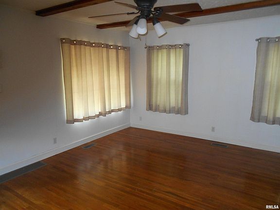3rd image of 513 S Campbell St